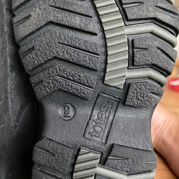 Totes Snowboots Toddler Size 9 - Picture 4 of 10